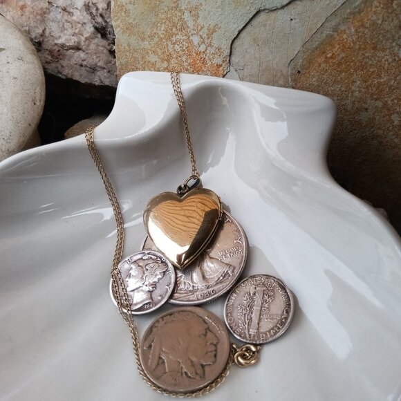 Circa 1920's Etched Sterling Heart Locket - Picture 3 of 5